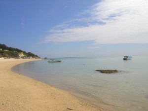 鏡張りの海