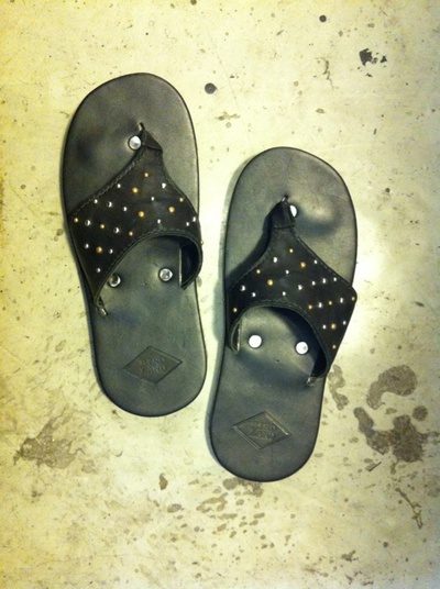 REPAIR (LEATHER SANDAL) REPAIR (LEATHER SANDAL)