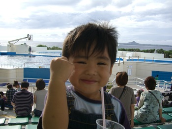 美 ら 海 水 族 館 !(^^)!