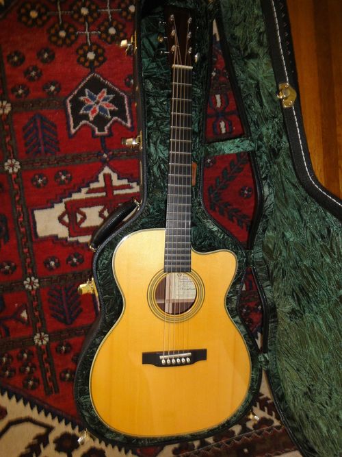 MARTIN OM-18GEを手に入れる