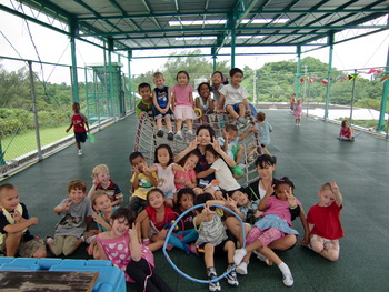 夏休み　DUO English Camp 沖縄　4才～6才のクラスも募集開始！（モンテッソーリスクール）