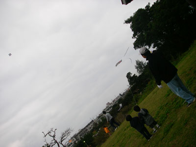凧上げ大会と荷川取イベント