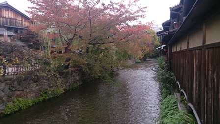 京都、老舗旅館「白梅」。