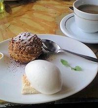 スーパーシュークリーム 2008/08/29 09:22:25