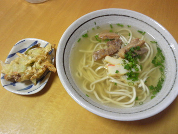 びん玉の八重山そば♪