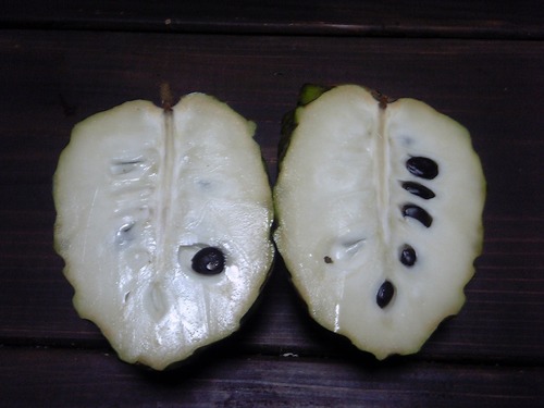 アテモヤ食べる!