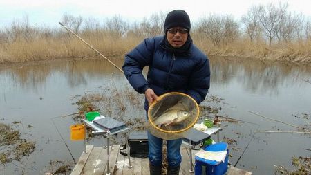 ♪♪ 今年も初釣りはヘラ釣りから ♪♪ ♪♪ 今年も初釣りはヘラ釣りから ♪♪