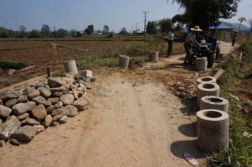 インドシナの橋づくり インドシナの橋づくり