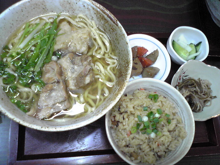 自家製生麺店 茹でたて沖縄すば あん