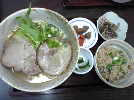 自家製生麺店 茹でたて沖縄すば あん