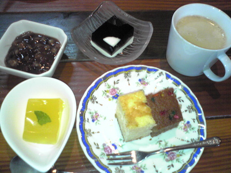 Cafe Que Rico (カフェ ケリコ)