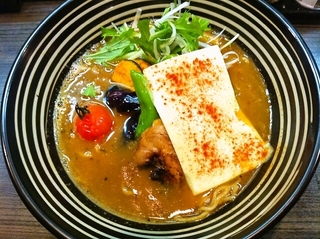 なぜかメニューにのらないカレーラーメン
