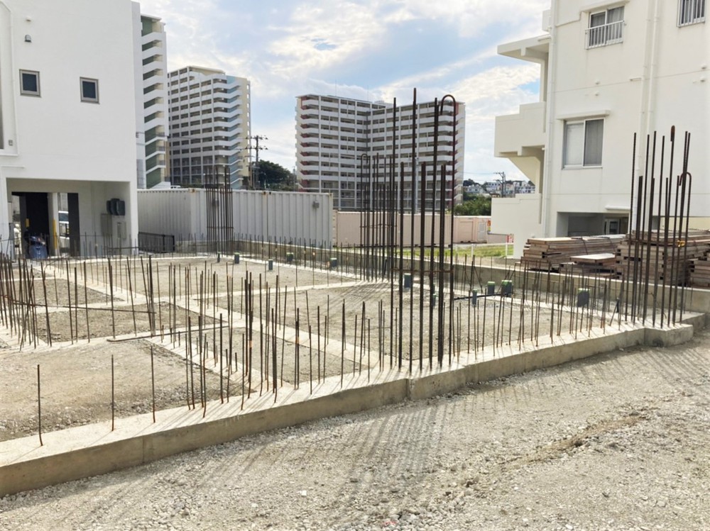 浦添市「経塚二世帯の家」2F床スラブ打設 浦添市「経塚二世帯の家」2F床スラブ打設