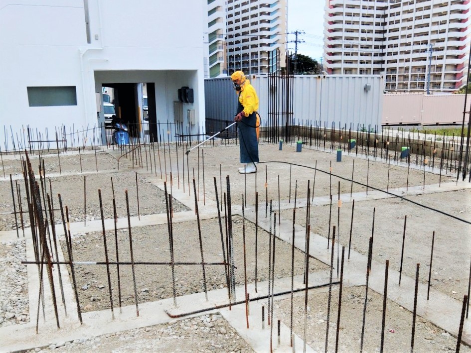 浦添市「経塚二世帯の家」2F床スラブ打設 浦添市「経塚二世帯の家」2F床スラブ打設