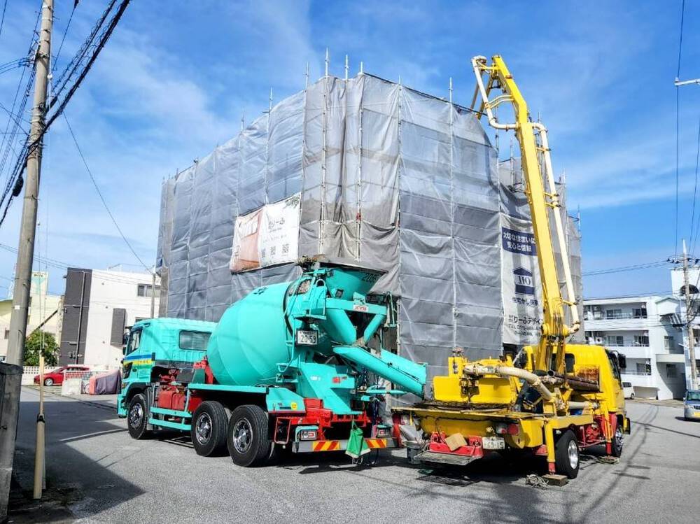 宜野湾市「宇地泊の家」RFスラブ打設(上棟) 宜野湾市「宇地泊の家」RFスラブ打設(上棟)