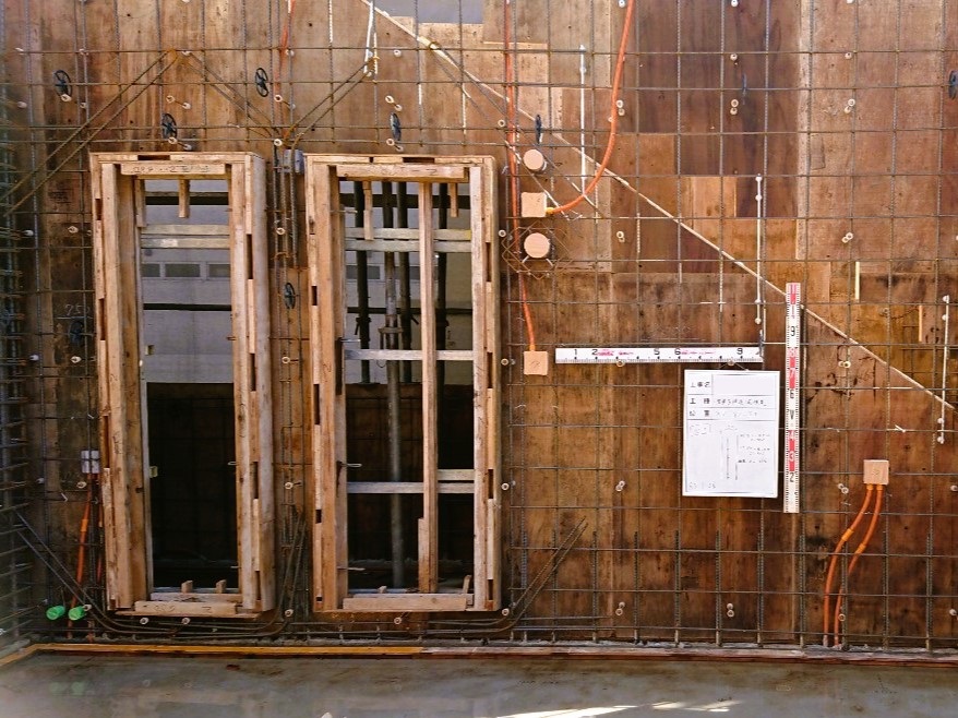 北谷町「桑江二世帯の家」3F床スラブ打設 北谷町「桑江二世帯の家」3F床スラブ打設