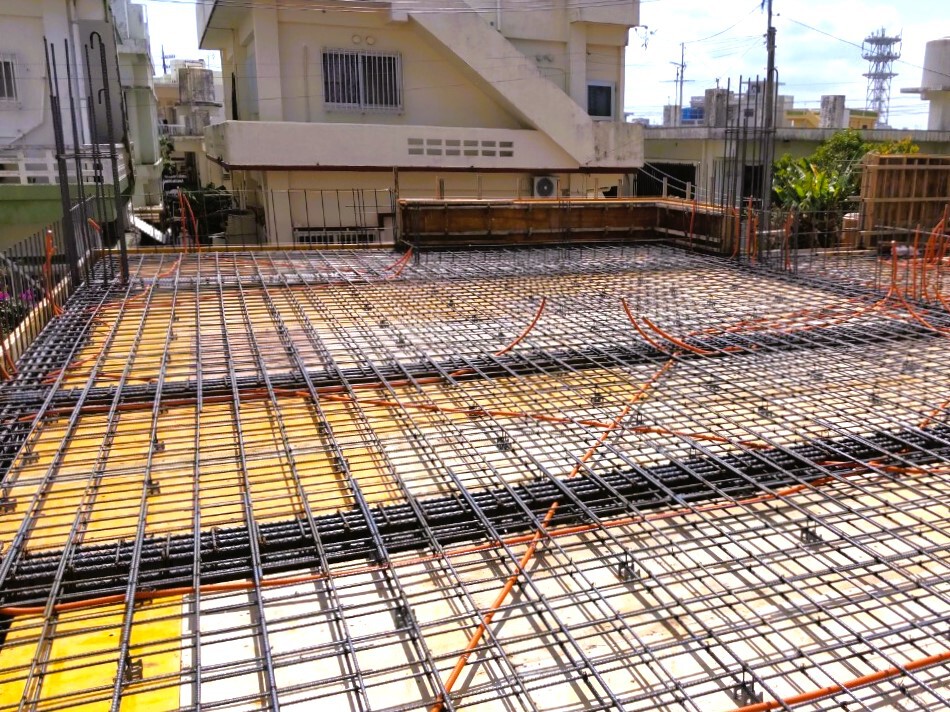 沖縄市「胡屋二世帯の家」2F床スラブ打設 沖縄市「胡屋二世帯の家」2F床スラブ打設