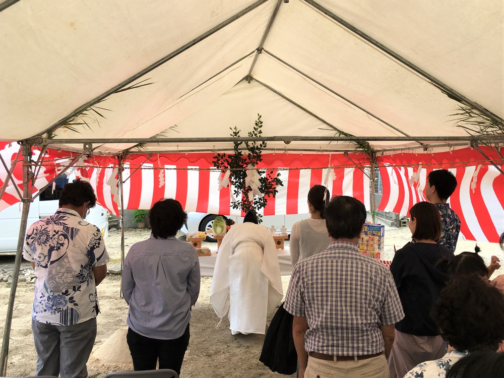 南風原町「与那覇二世帯の家」地鎮祭 南風原町「与那覇二世帯の家」地鎮祭