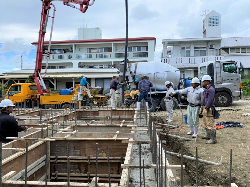 南風原町「与那覇二世帯の家」基礎工事 南風原町「与那覇二世帯の家」基礎工事