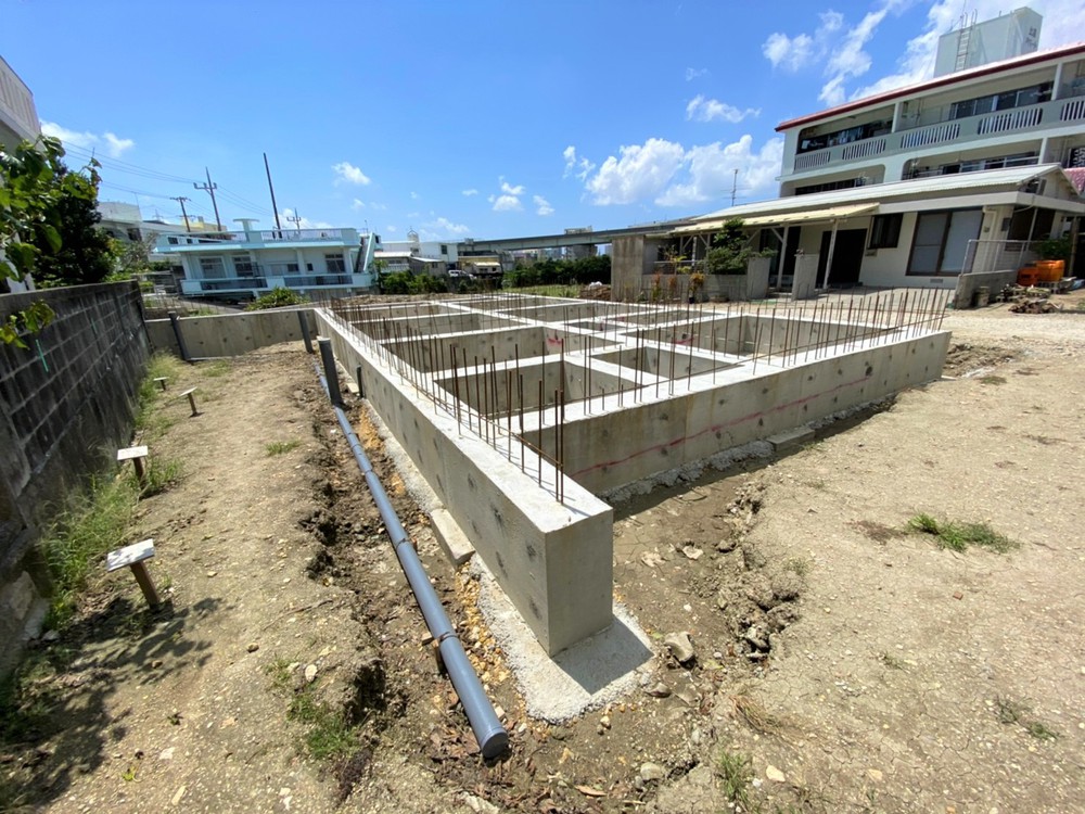 南風原町「与那覇二世帯の家」2階床スラブ打設 南風原町「与那覇二世帯の家」2階床スラブ打設