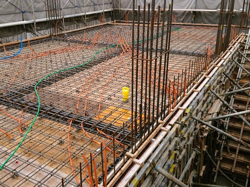 北谷町「桑江二世帯の家」3F床スラブ打設 北谷町「桑江二世帯の家」3F床スラブ打設