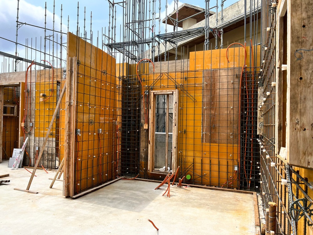 沖縄市「胡屋二世帯の家」3F床スラブ打設 沖縄市「胡屋二世帯の家」3F床スラブ打設