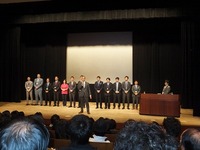 2011年12月10日
