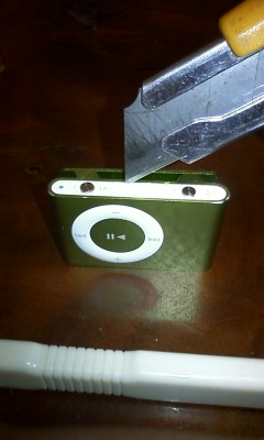 iPodシャッフル水没修理(泣)