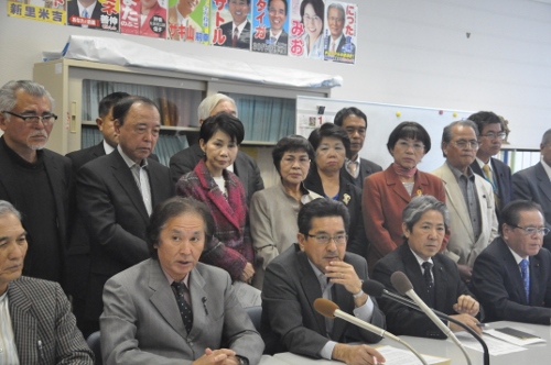 野党県議で知事の辞任要請