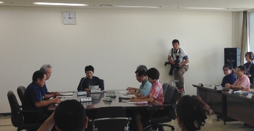 竹富町を単独教科書採択地区に決定 竹富町を単独教科書採択地区に決定