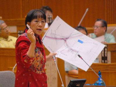 9月議会で県の米軍いいなりを追及