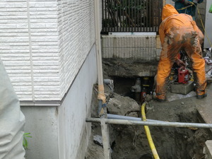 千葉県浦安の埋め立て地の液状化の被害