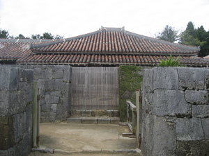 上江洲家