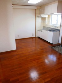 景観、日当たり良好な宇栄原の2LDK