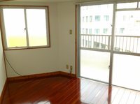 泉崎の3LDK。1階居酒屋です。