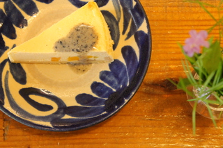 さつま芋の半生チーズケーキ～黒ごま杏仁ソース～