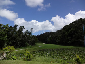 ゴルフ場　久志岳ゴルフガーデンにて過ごした休日