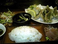 沖縄土産のうちなーみやげ館／お昼ご飯です