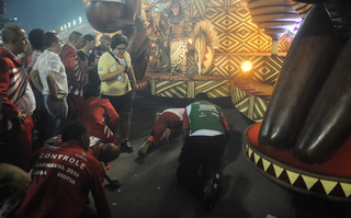 リオのカーニバル１日目（５） サルゲイロ