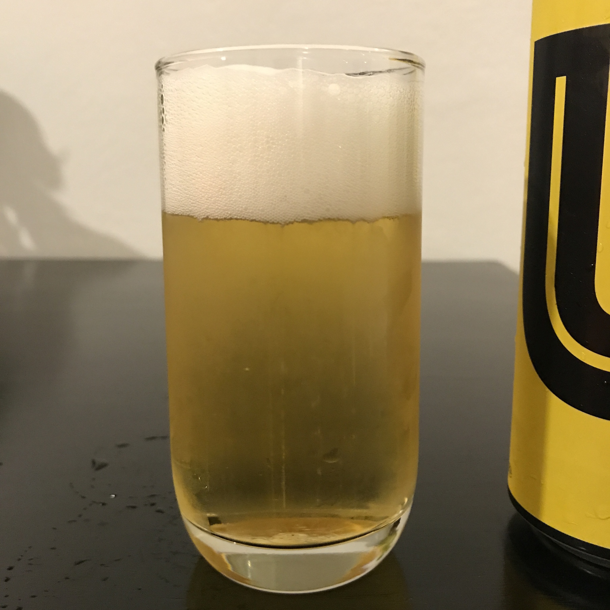 タイで有名なシンハービールが新商品を発売!その名は「Uビール」。 タイで有名なシンハービールが新商品を発売!その名は「Uビール」。