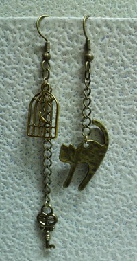 猫シルエットのカワイイピアス(=‘ｘ‘=)