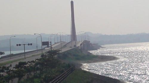 海中道路