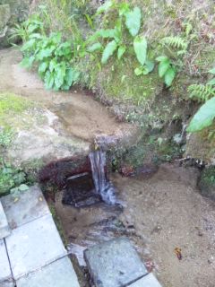 石穴神社