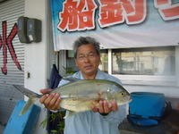 熱田漁港でのガーラ釣り 2011/05/06 14:42:05