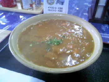沖縄そばでカレーそば