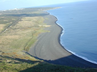 硫黄島にて