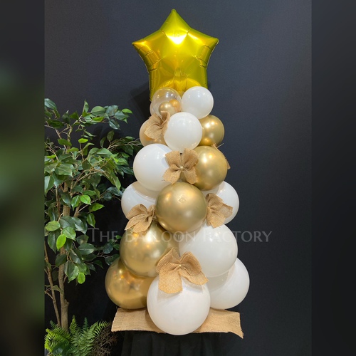 クリスマス　ホワイトクリスマス　ホワイト×ゴールド　クリスマスツリー　PATY　飾り付け　お店のインテリア　Christmas