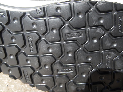 CONVERS × VIBRAM CUSTOM