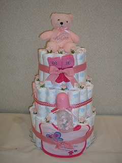 出産祝いにおむつケーキ！プレゼントにも最適です！