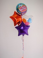 お誕生会の飾り付けに